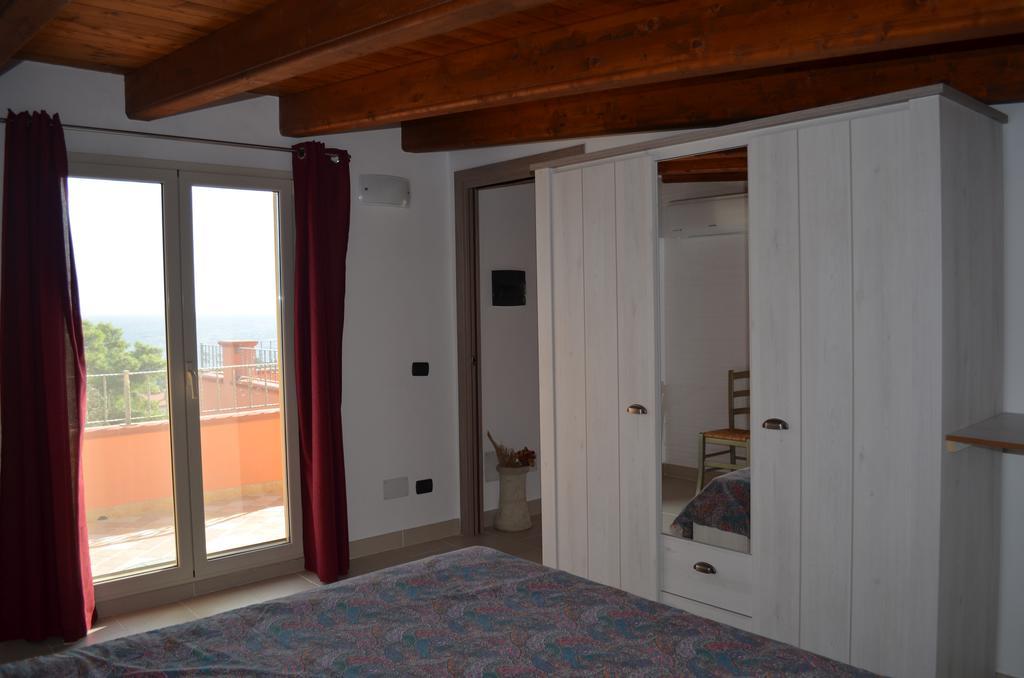 Terrazza Sul Golfo Degli Angeli Villa Capitana Luaran gambar