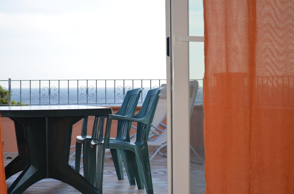 Terrazza Sul Golfo Degli Angeli Villa Capitana Luaran gambar