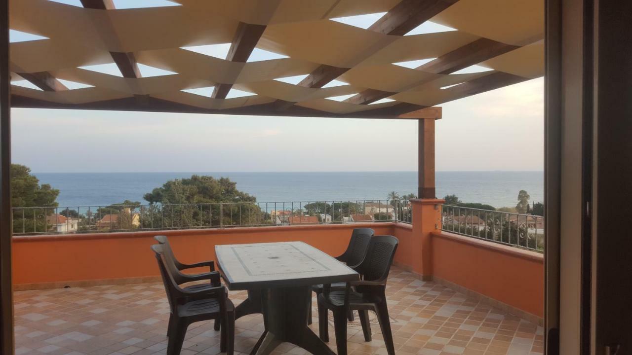 Terrazza Sul Golfo Degli Angeli Villa Capitana Luaran gambar