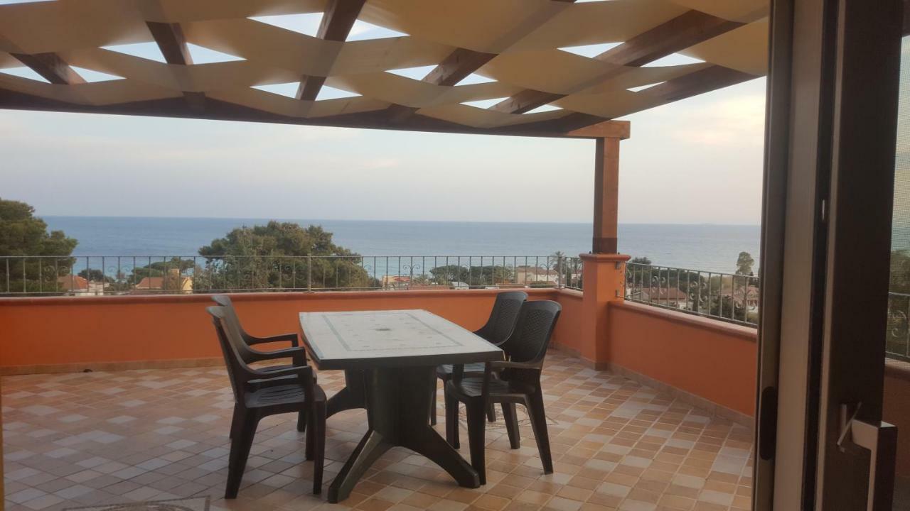 Terrazza Sul Golfo Degli Angeli Villa Capitana Luaran gambar